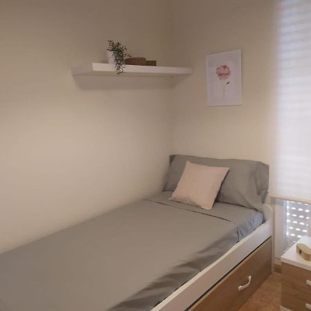 Atic Montsia - Atic Amb Chill-Out Apartment Amposta Bagian luar foto